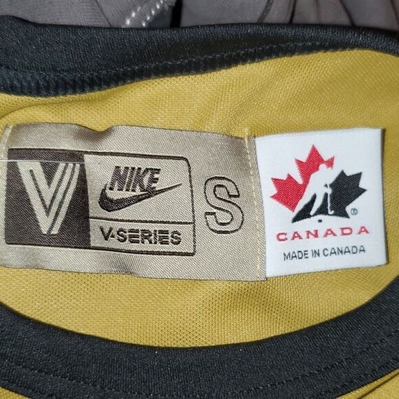 NWT Nike Canada Winnipeg Falcons Hockey Jersey 1st Olympics Champions - Picture 8 of 13